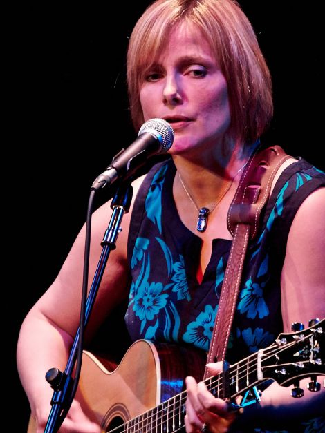 Local singer Sheila Henderson opened the show with a fine set, joined by Ivor 'Fred' Polson and Jenny Keldie. Photo: Chris Brown