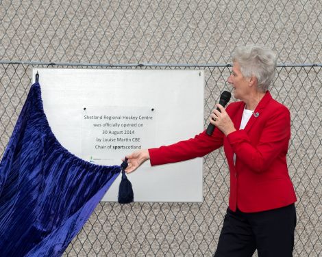 sportscotland chairwoman Louise Martin officially opens the hockey centre. Photo courtesy of SRT