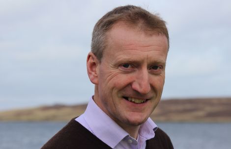 MSP Tavish Scott accused NHS Shetland of not being "straight" with Bressay people.