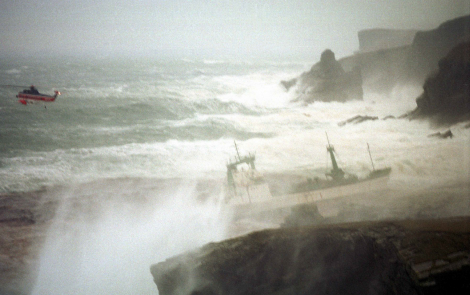 The Green Lily aground off Bressay on 19 November 1997. Photo: Jonathan Wills